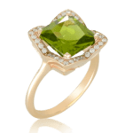 Amazing Peridot Stone Surrounded by Pavé Diamonds Ring