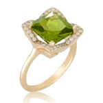 Incroyable Péridot Pierre Entouré de Pavé de Diamants Bague