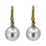 Diamonds and South Sea Pearl Earrings in yellow gold