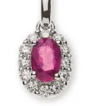 Pendente in stile reale con rubini e diamanti con oro bianco 18 carati