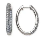 750 créoles en or blanc avec 160 diamants H SI total 1.36ct.