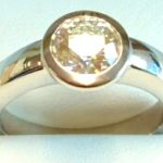 Solitaire ring bezel setting white gold 750 H SI 1.00ct.